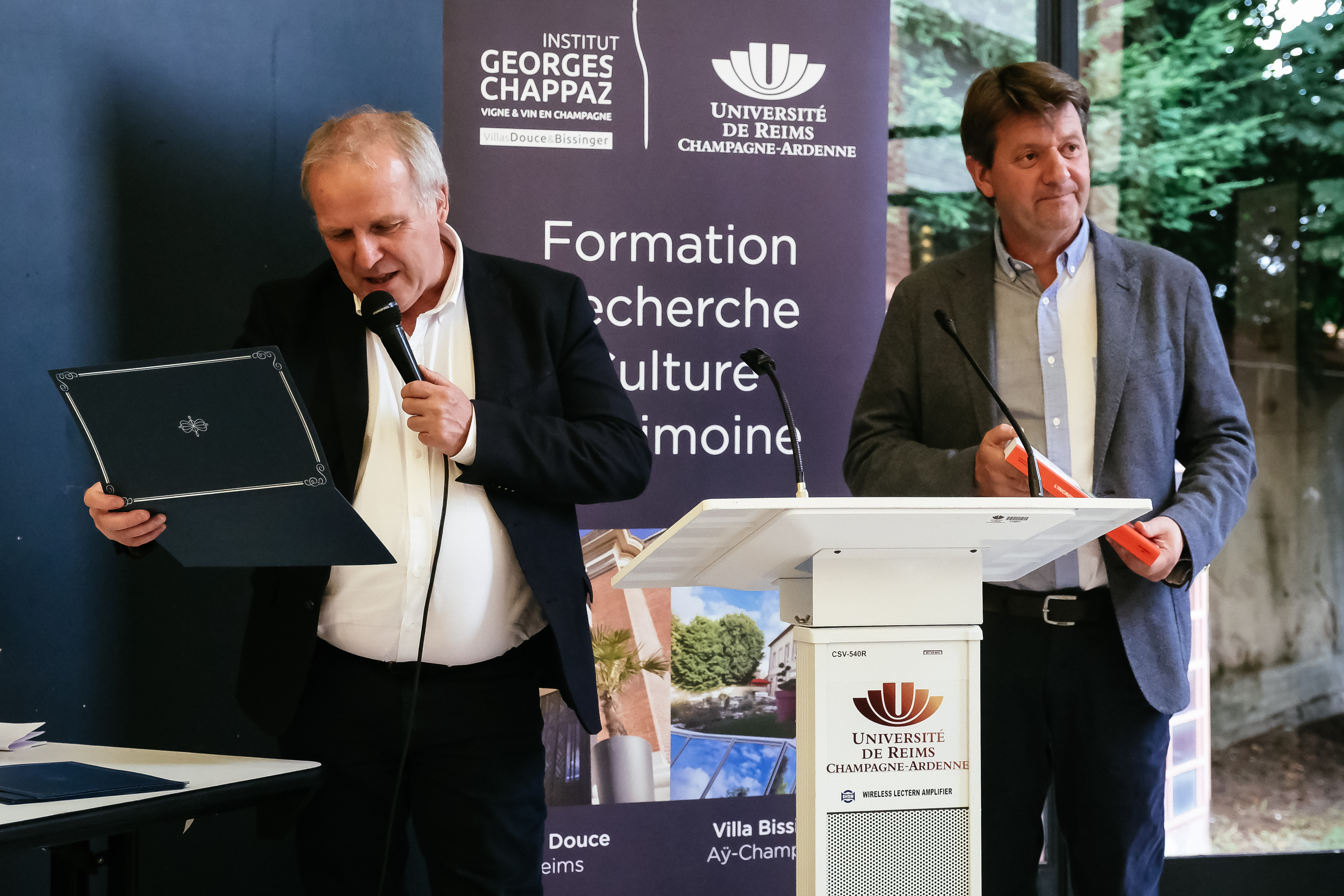 Remise de diplômes Diplômes d'université